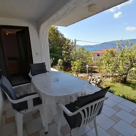 Anna Διαμέρισμα Pinezići